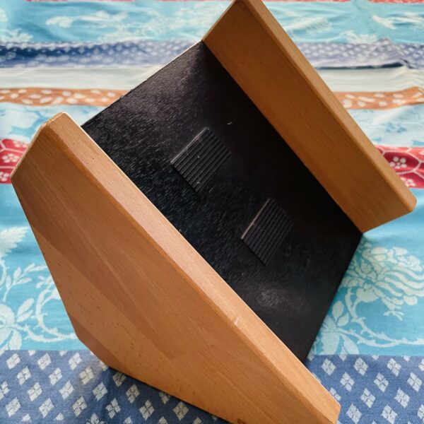 Support home-studio d’artisan en bois n°1 pour machines de petites tailles