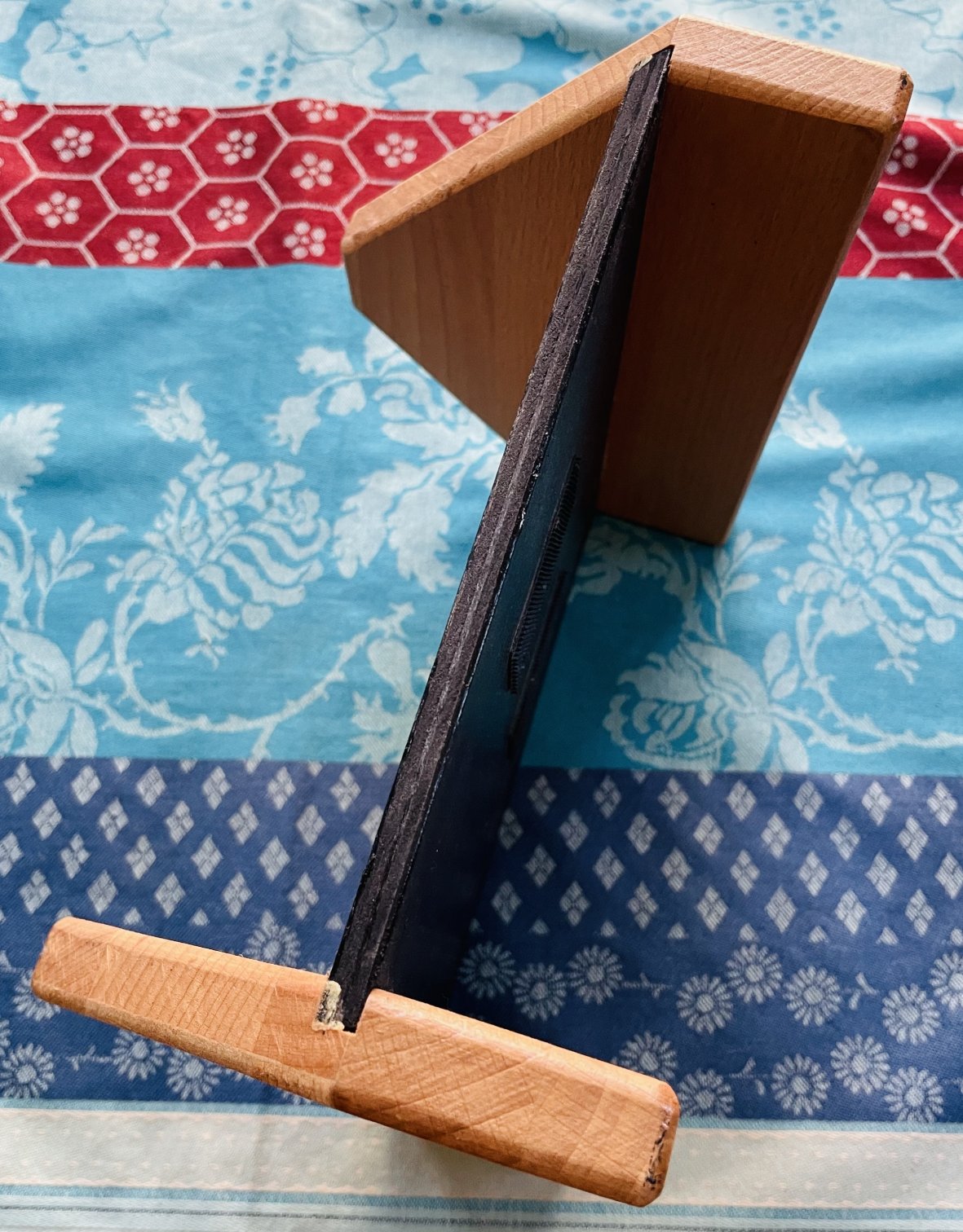 Support home-studio d’artisan en bois n°1 pour machines de petites tailles – Image 3