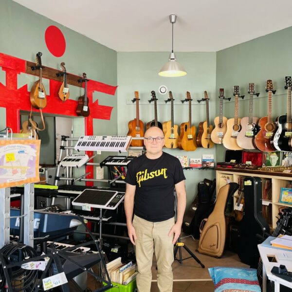 Cagnotte Soutien au dépôt-vente bordelais d’instruments de musique d’occasion AU SON VERT – Image 3