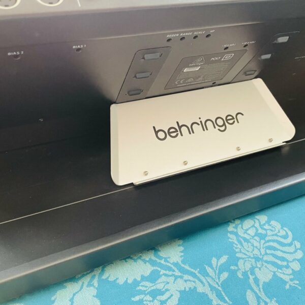 Synthé analogique Behringer Poly D n°S240800348D8J, boite d’origine, notice, alim – Image 7