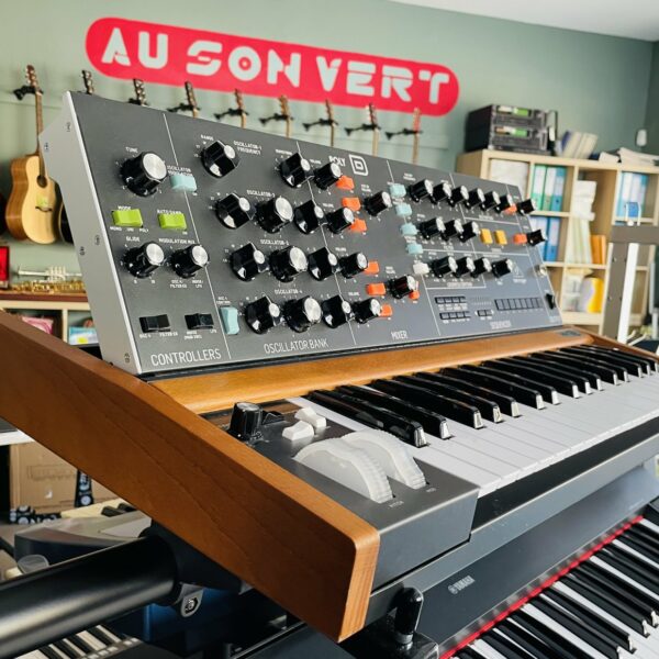 Synthé analogique Behringer Poly D n°S240800348D8J, boite d’origine, notice, alim – Image 10