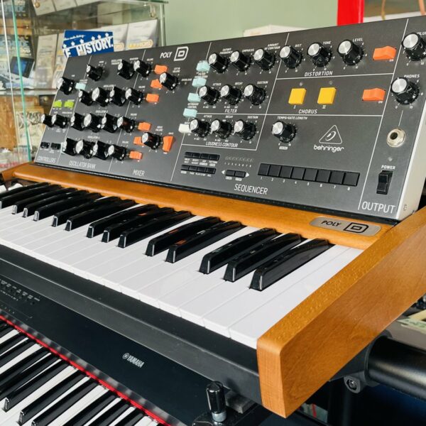 Synthé analogique Behringer Poly D n°S240800348D8J, boite d’origine, notice, alim – Image 11