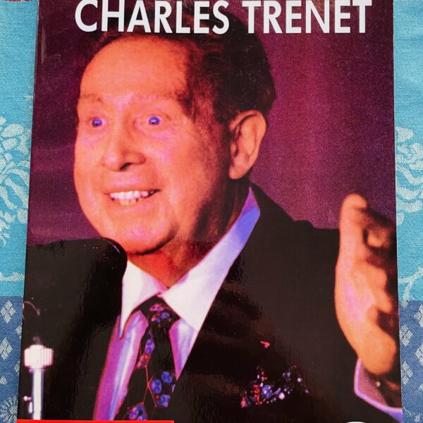Beau livre piano chant grille guitare de Charles Trenet, Carish