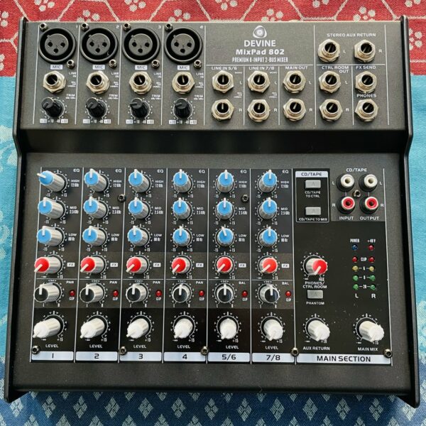 Table de mixage analogique Devine Mixpad 802, boite d'origine