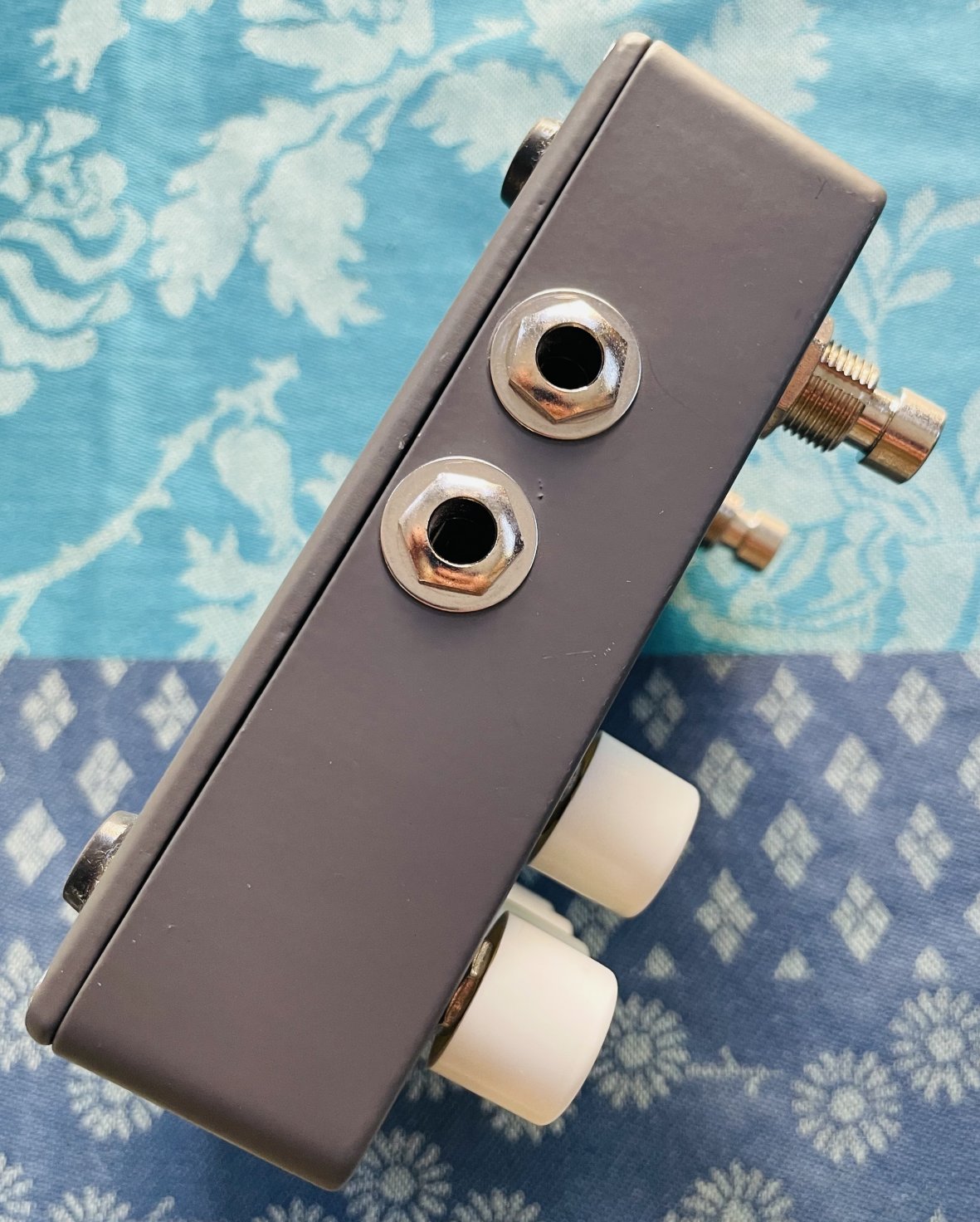 Pédale Electro-Harmonix Bass Mono Synth n°201810240425, alim et boite d’origine – Image 3
