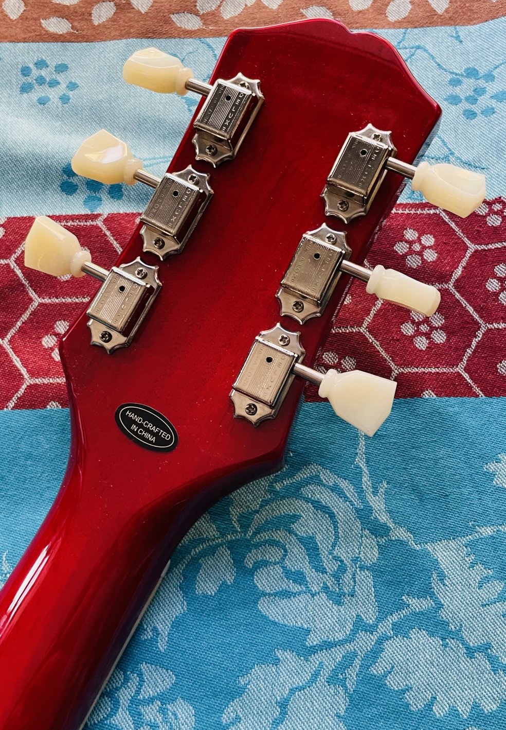 Guitare électrique Epiphone ES-335 IG Cherry n°23051511048, housse Tobago – Image 10