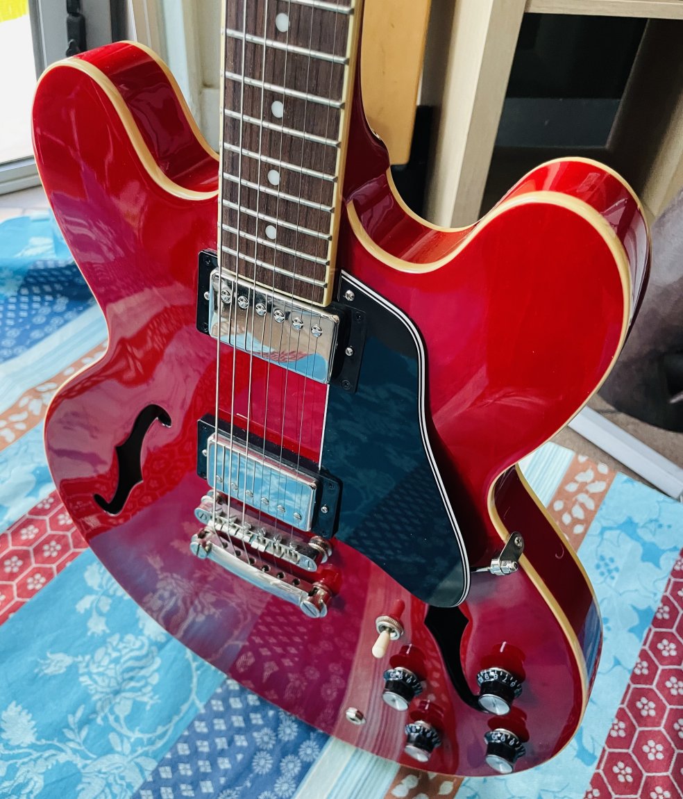 Guitare électrique Epiphone ES-335 IG Cherry n°23051511048, housse Tobago – Image 11