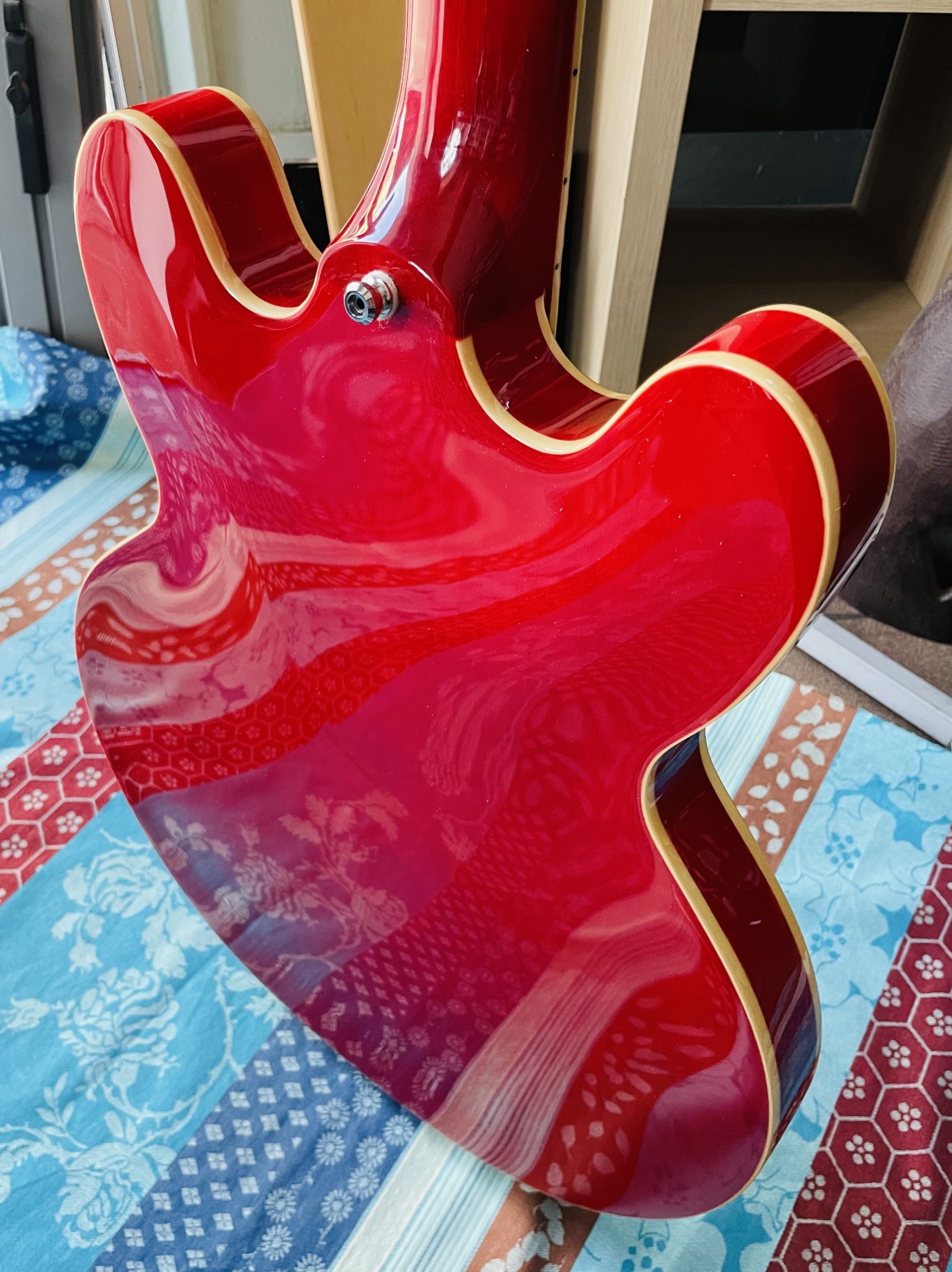 Guitare électrique Epiphone ES-335 IG Cherry n°23051511048, housse Tobago – Image 13