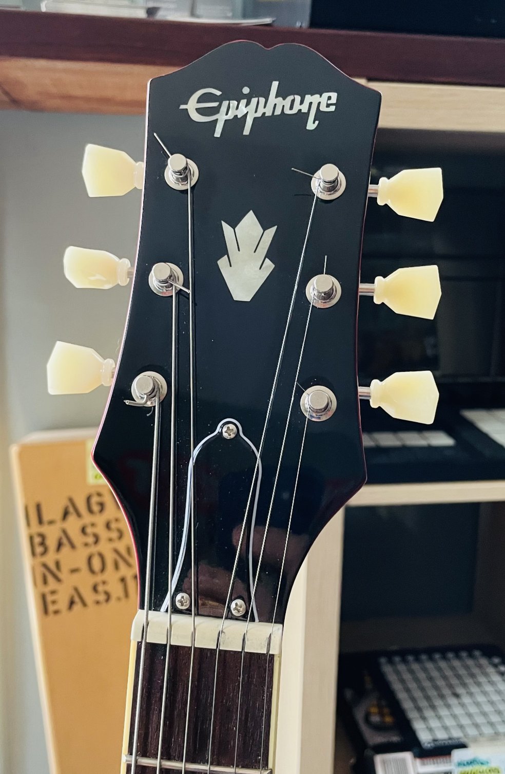 Guitare électrique Epiphone ES-335 IG Cherry n°23051511048, housse Tobago – Image 14