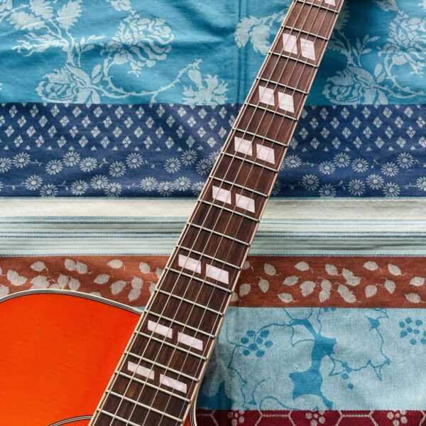 Alternative view of Guitare électro-acoustique Epiphone Hummingbird Performer Cutaway Pro/FC sunburst n°16122302381 (2016)