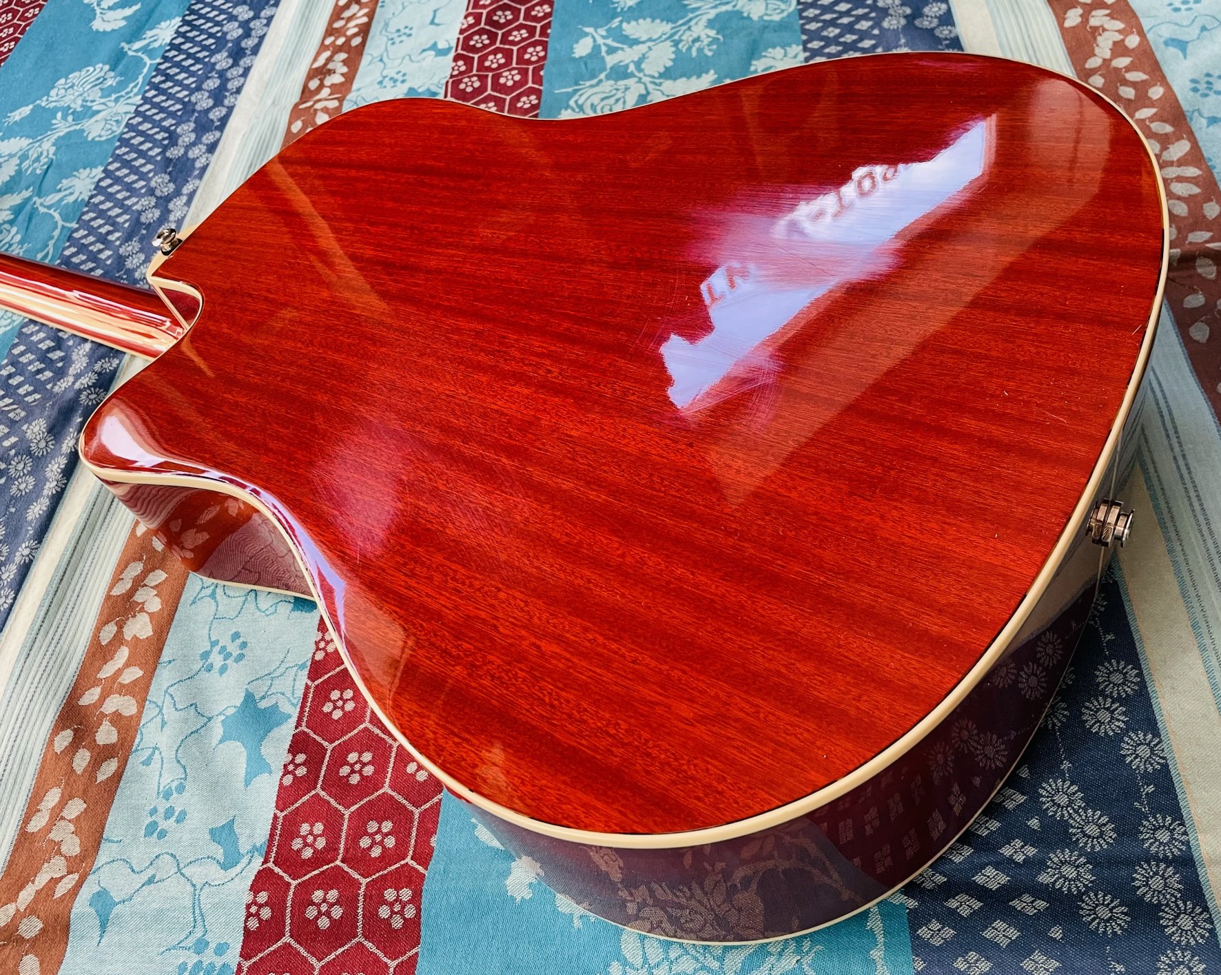Guitare électro-acoustique Epiphone Hummingbird Performer Cutaway Pro/FC sunburst n°16122302381 (2016) – Image 6