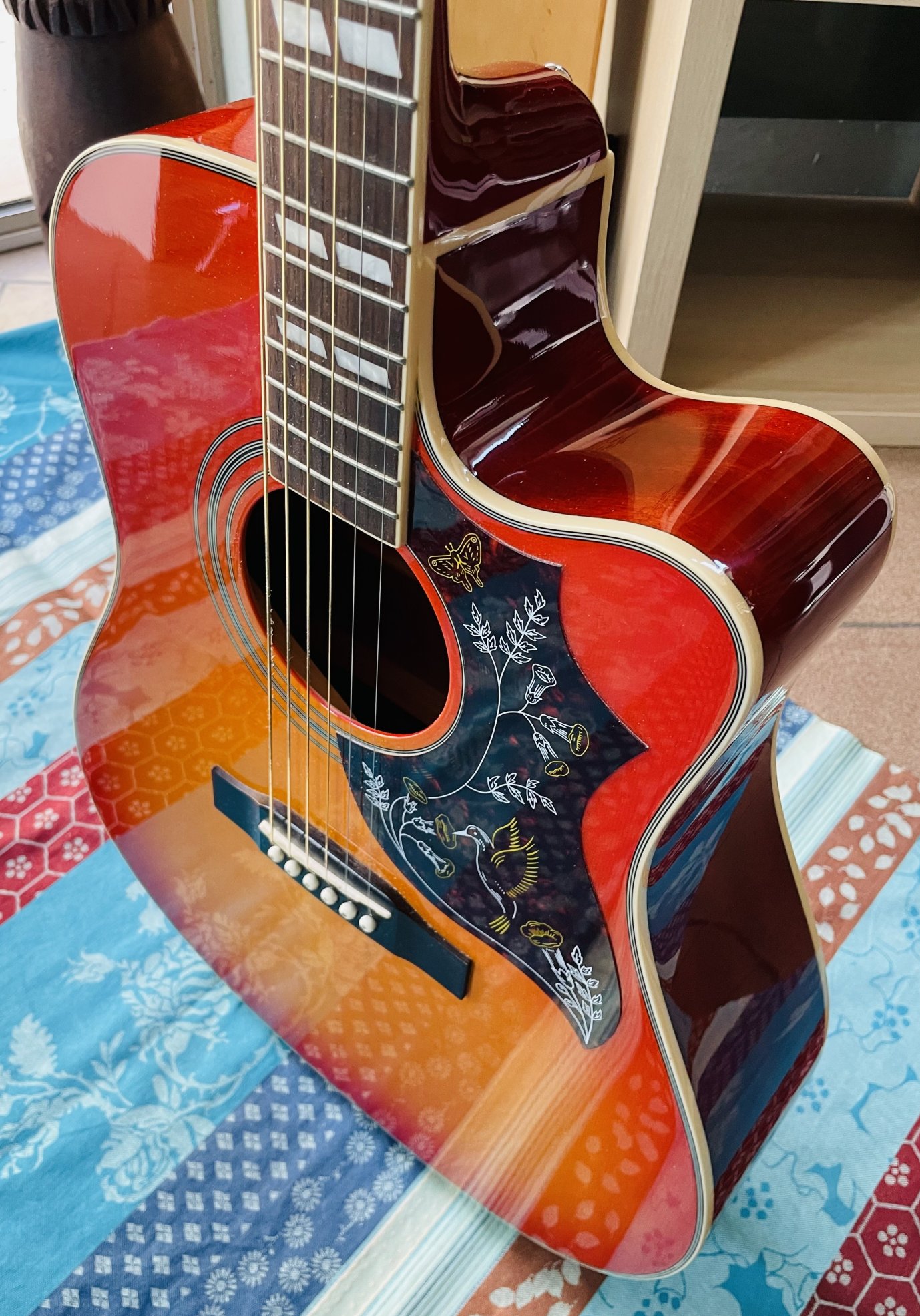 Guitare électro-acoustique Epiphone Hummingbird Performer Cutaway Pro/FC sunburst n°16122302381 (2016) – Image 7