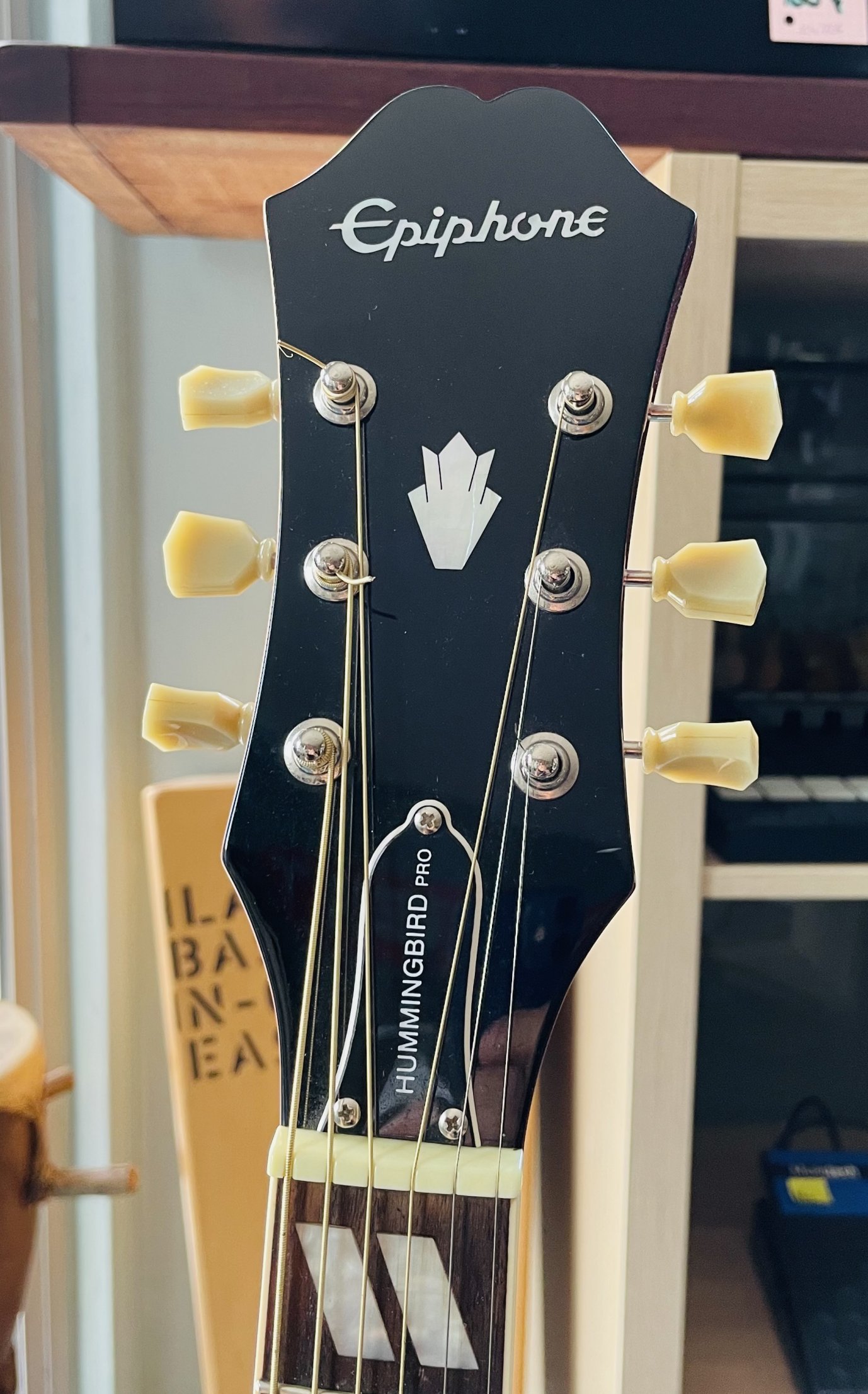 Guitare électro-acoustique Epiphone Hummingbird Performer Cutaway Pro/FC sunburst n°16122302381 (2016) – Image 9