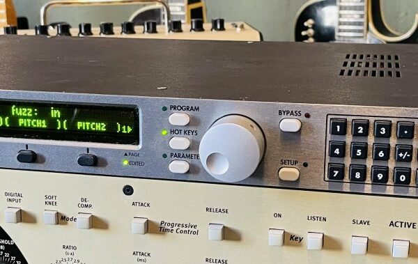 Rack Eventide Eclipse n°Q-013859, carte Compact Flash Scandisk EC-16CF 16 Mo, alim – Image 6
