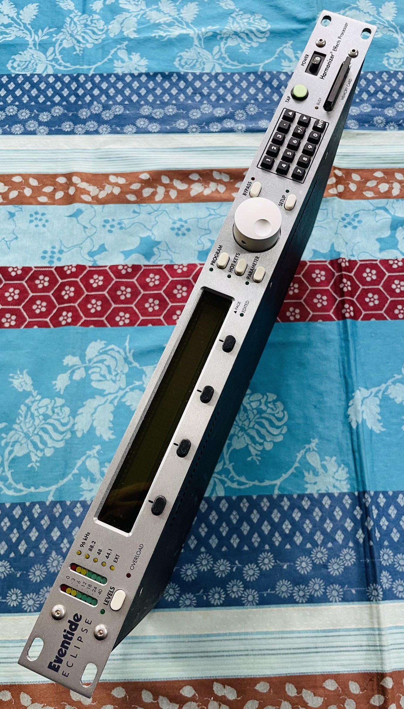 Rack Eventide Eclipse n°Q-013859, carte Compact Flash Scandisk EC-16CF 16 Mo, alim