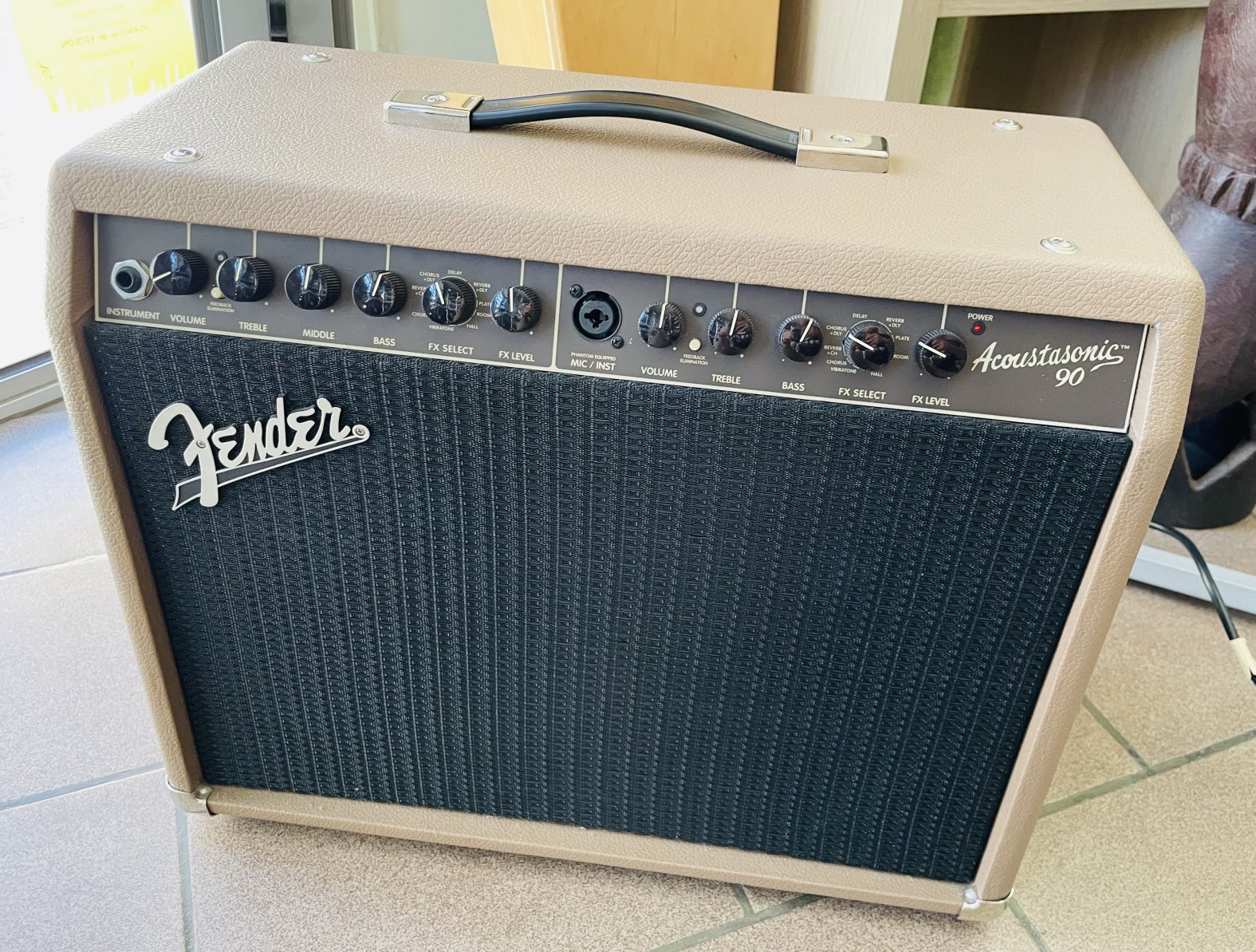 Ampli acoustique Fender Acoustasonic 90 n°ICTI15016597, alim, 90W
