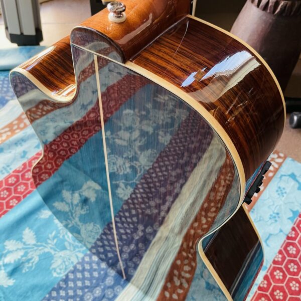 Guitare électro-classique Kremona Performer F65CW SB Natural n°25007.14.07, belle housse Boston, pickguard ajouté – Image 12