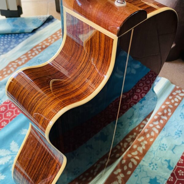 Guitare électro-classique Kremona Performer F65CW SB Natural n°25007.14.07, belle housse Boston, pickguard ajouté – Image 13