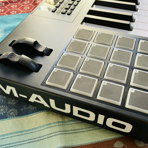 Alternative view of Clavier maitre M-Audio Code 49 n°BA10806223300365