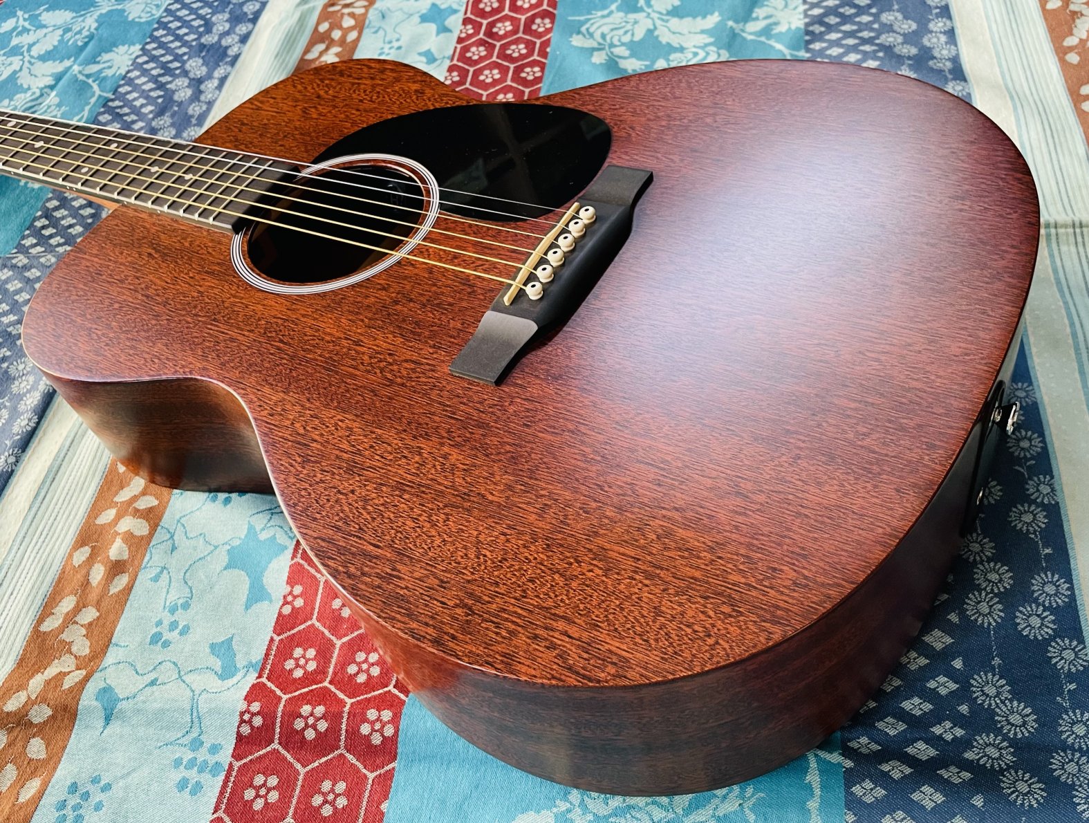 Guitare électro-acoustique Martin Road Series 000.10E n°2910347 (USA), housse Martin, plaque bois QRcode Martin, jeux de cordes Ernie Ball Earthwood 11/52. – Image 2