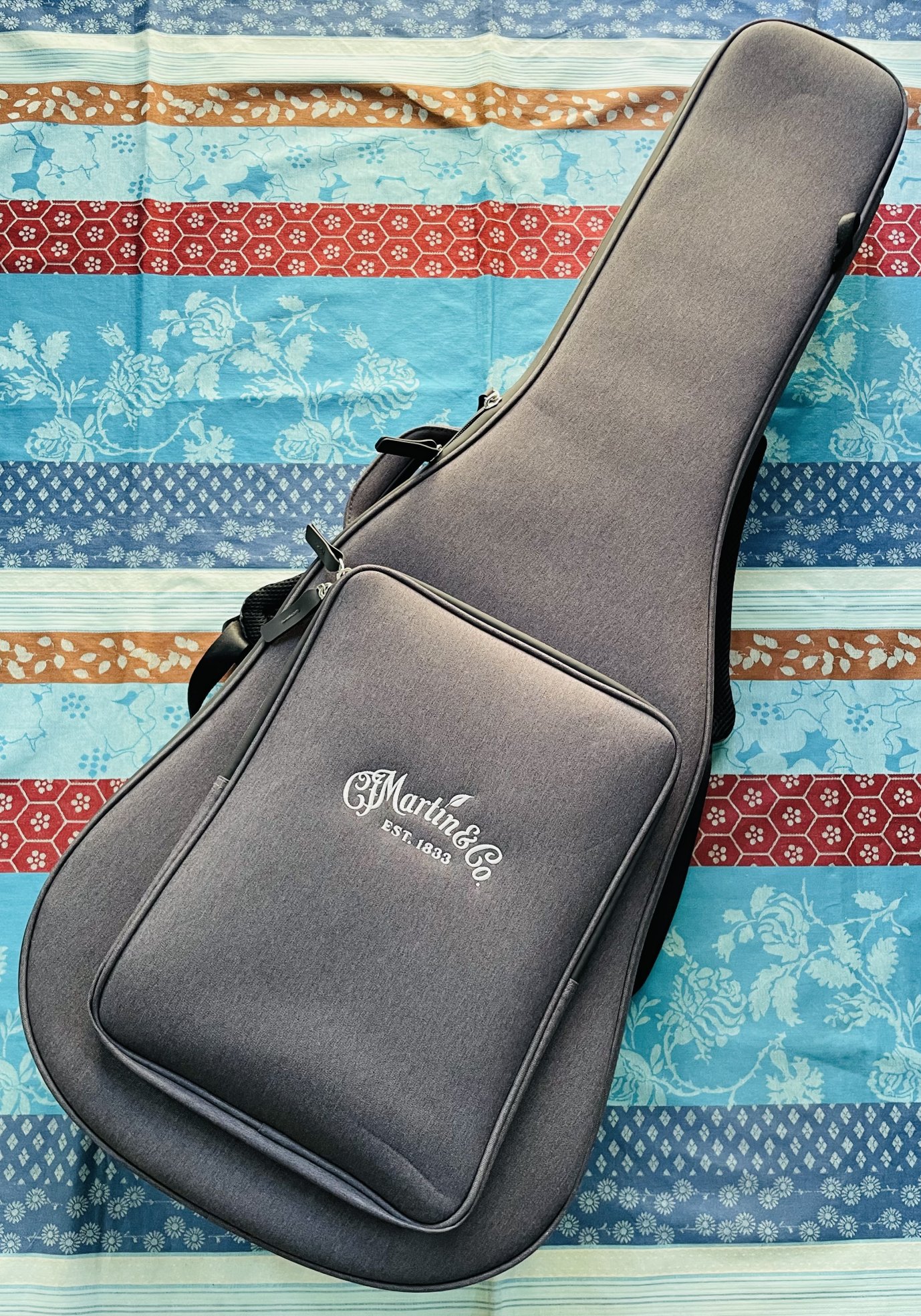 Guitare électro-acoustique Martin Road Series 000.10E n°2910347 (USA), housse Martin, plaque bois QRcode Martin, jeux de cordes Ernie Ball Earthwood 11/52. – Image 12