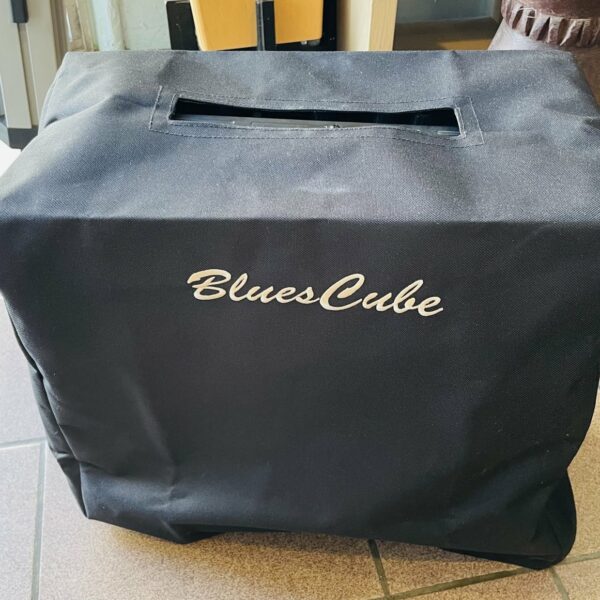 Ampli guitare électrique acoustique Roland Cube 30-X n°DW73815, housse Roland Blues Cube – Image 6