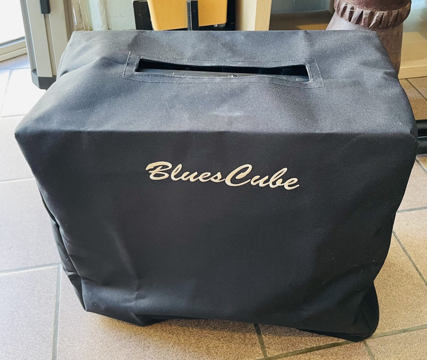 Ampli guitare électrique acoustique Roland Cube 30-X n°DW73815, housse Roland Blues Cube – Image 6