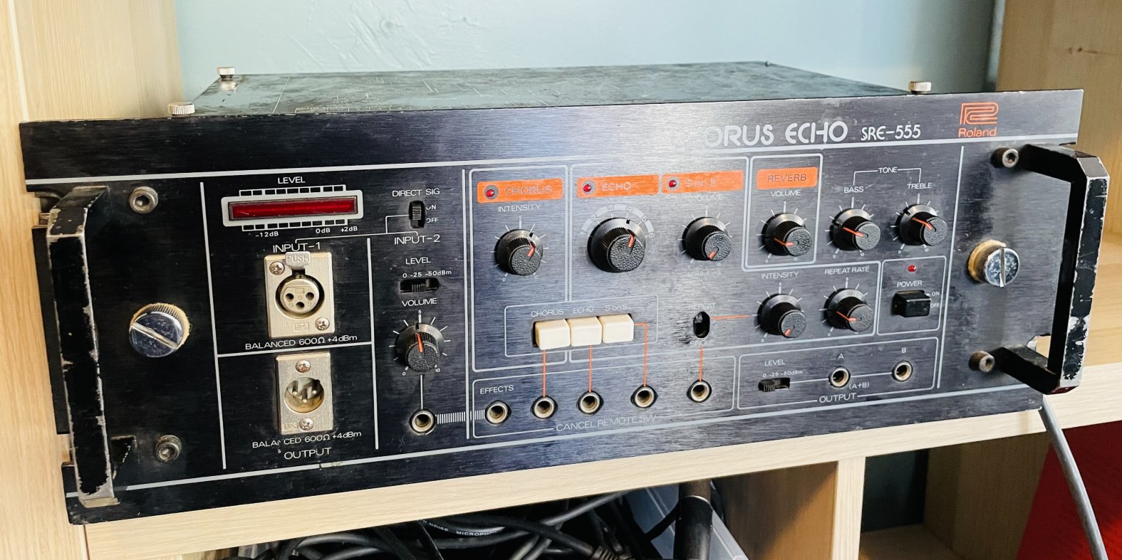 Rack effets vintage Chorus-Echo Roland SRE-555 n°193222 (Japan), meuble rack tiroir en métal – Image 6