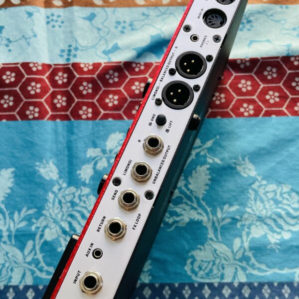 Multieffets guitare basse et acoustique Valeton GP200R n°83060000296, alim – Image 2
