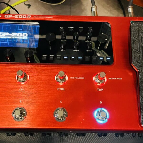 Multieffets guitare basse et acoustique Valeton GP200R n°83060000296, alim – Image 6