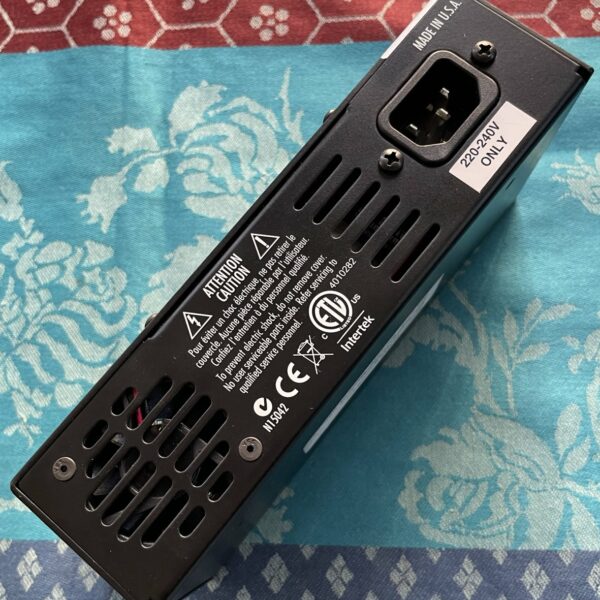 Boitier multivoltage Voodoolab PedalPower 4X4 n°12906 (USA), câble alim, sans câbles pédales – Image 3