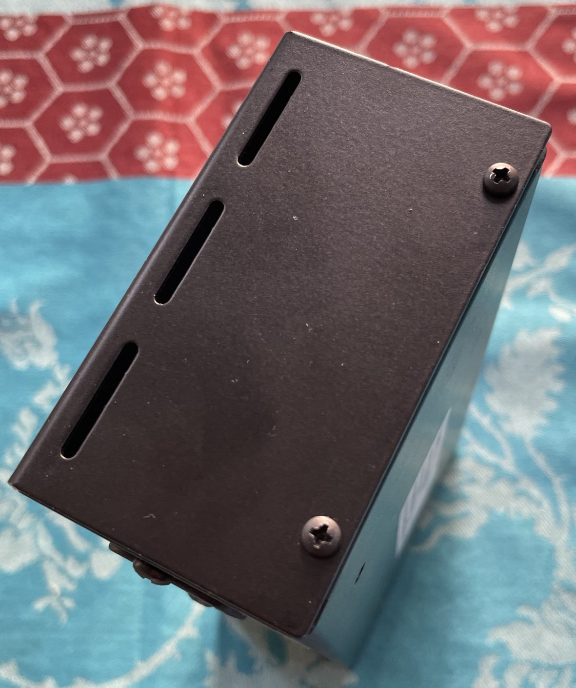 Boitier multivoltage Voodoolab PedalPower 4X4 n°12906 (USA), câble alim, sans câbles pédales – Image 5