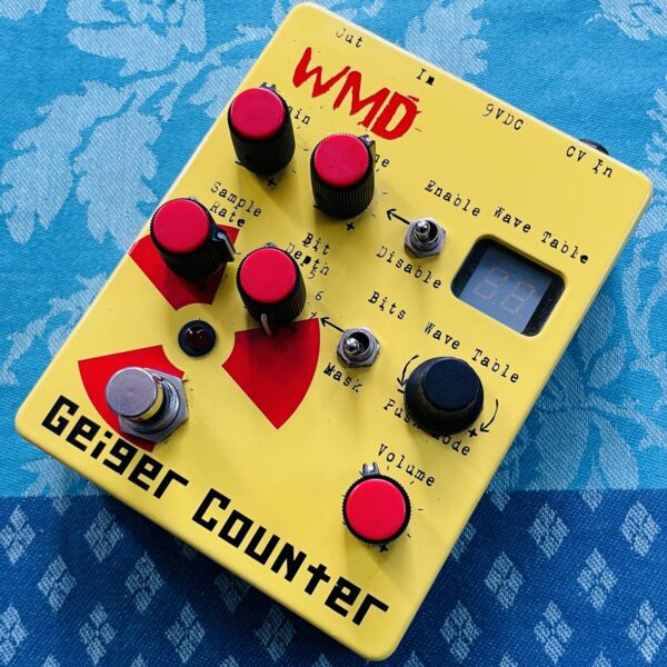 Pédale bit-crusher distortion numérique WMD Geiger Counter n°73111148
