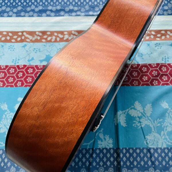 Guitare classique Yamaha CG122MC n°HJP061007, housse Gewa, méthode je deviens guitariste, livret d’accords. – Image 5