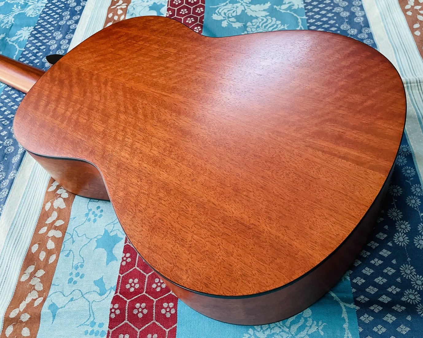 Guitare classique Yamaha CG122MC n°HJP061007, housse Gewa, méthode je deviens guitariste, livret d’accords. – Image 7