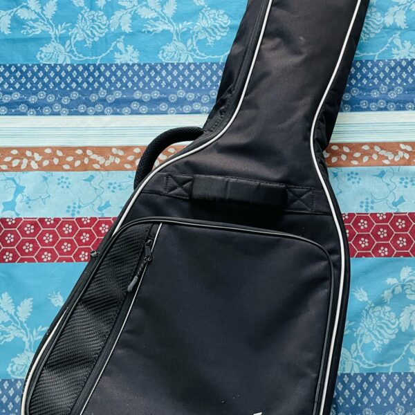 Guitare classique Yamaha CG122MC n°HJP061007, housse Gewa, méthode je deviens guitariste, livret d’accords. – Image 12