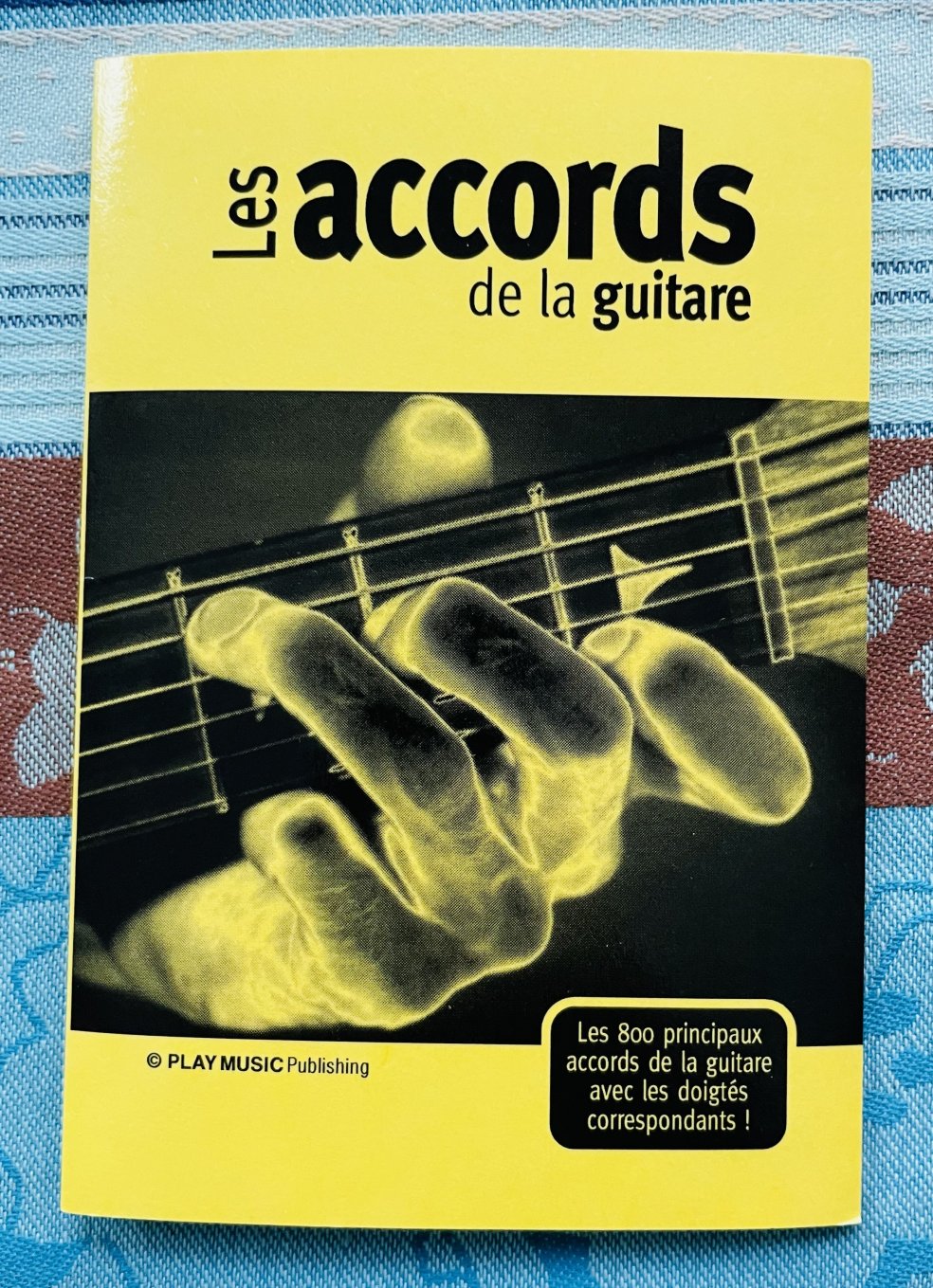 Guitare classique Yamaha CG122MC n°HJP061007, housse Gewa, méthode je deviens guitariste, livret d’accords. – Image 13