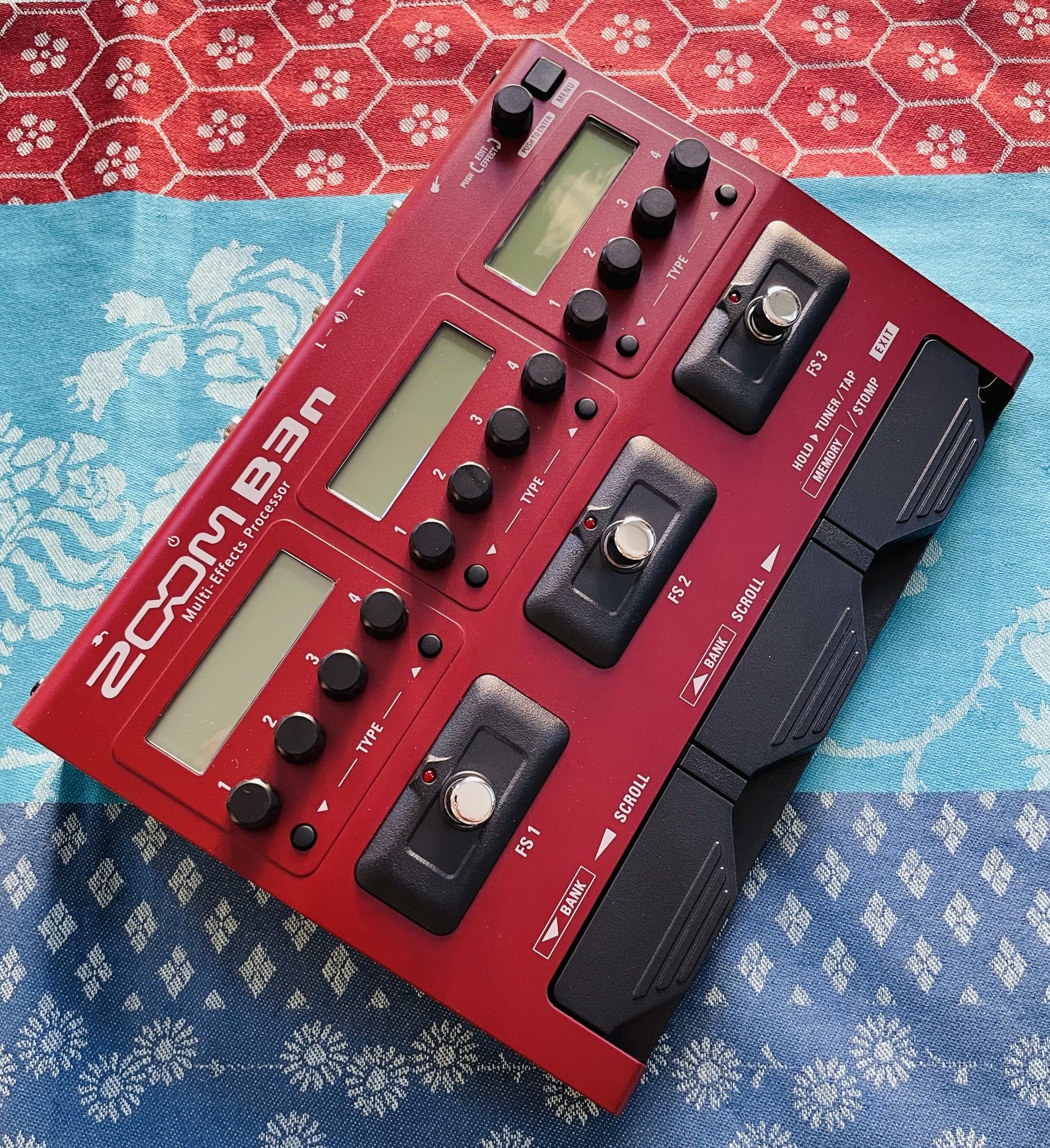 Pédalier multieffets basse Zoom B3N n°C4017020, alim Zoom