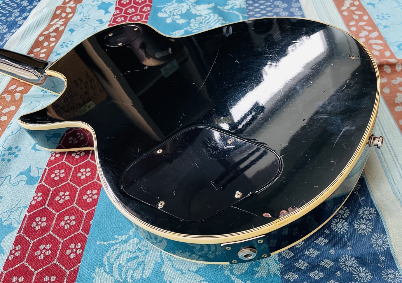 Guitare électrique Burny Les Paul Custom Japan (années 1980, Japan), étui Gator, révision luthier THEBE (facture 10.10.26) – Image 8