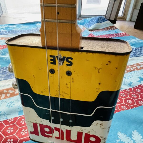 Guitare 3 cordes Cigar Box GM (luthier Guillaume Massy, Bélves Dordogne, France) – Image 7