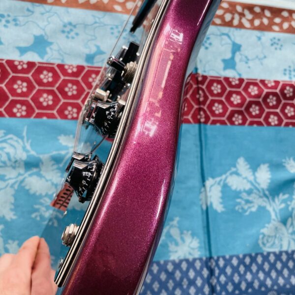 Guitare électrique DeArmond Jetstar by Guild n°8053497 (Korea, Guild guitars), housse TKL, révision luthier THEBE (facture 10.10.26) – Image 4