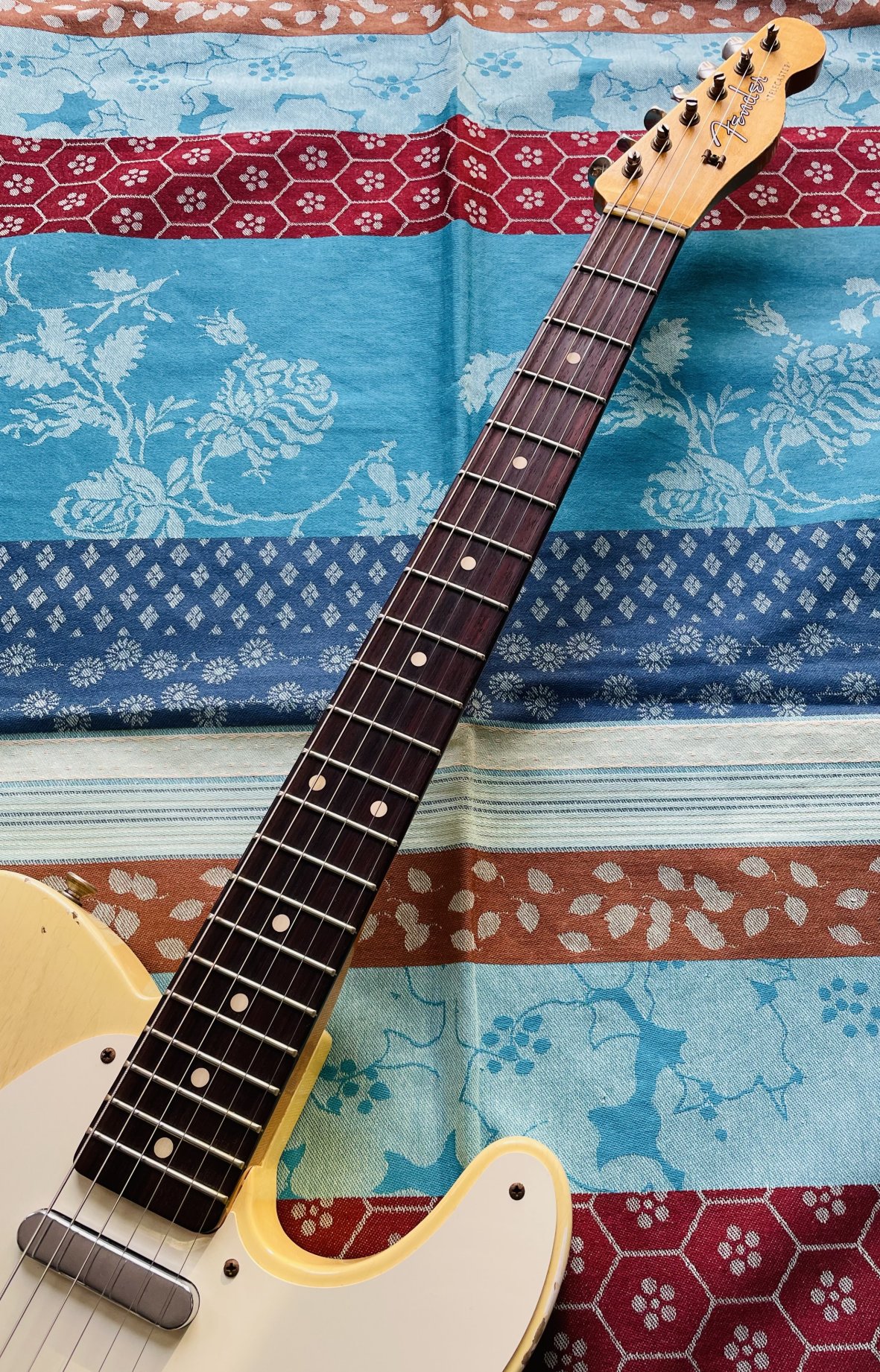 Guitare électrique Fender 60 Telecaster Relic natural blonde Custom Shop n°CZ554747 (2021, USA), certificats et étui Fender Custom Shop, capot et sangle d’origine – Image 4