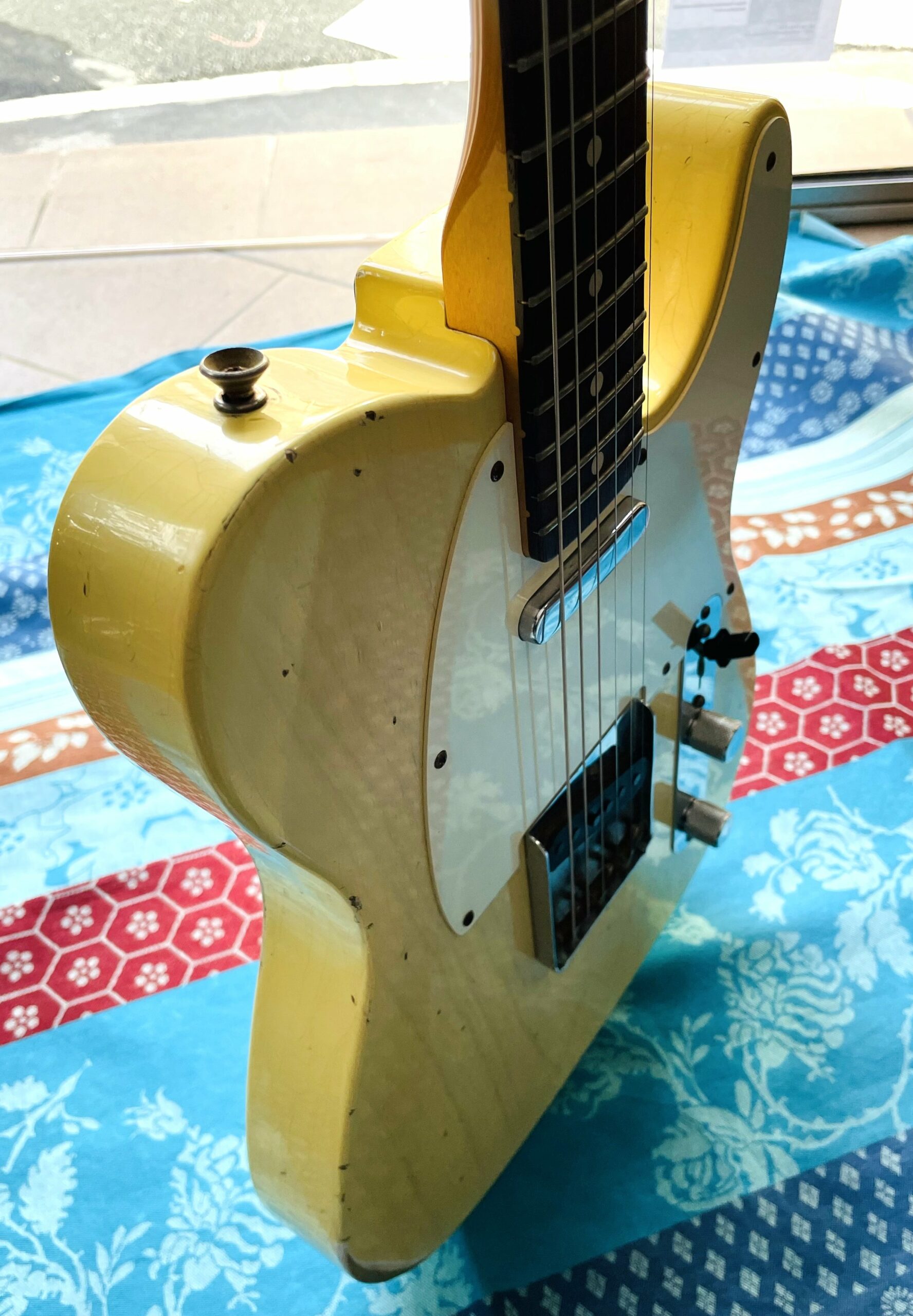 Guitare électrique Fender 60 Telecaster Relic natural blonde Custom Shop n°CZ554747 (2021, USA), certificats et étui Fender Custom Shop, capot et sangle d’origine – Image 12