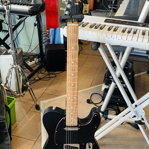 Guitare électrique Fender Special Edition Telecaster Noir PF n°MX17861895, housse fine Ubico