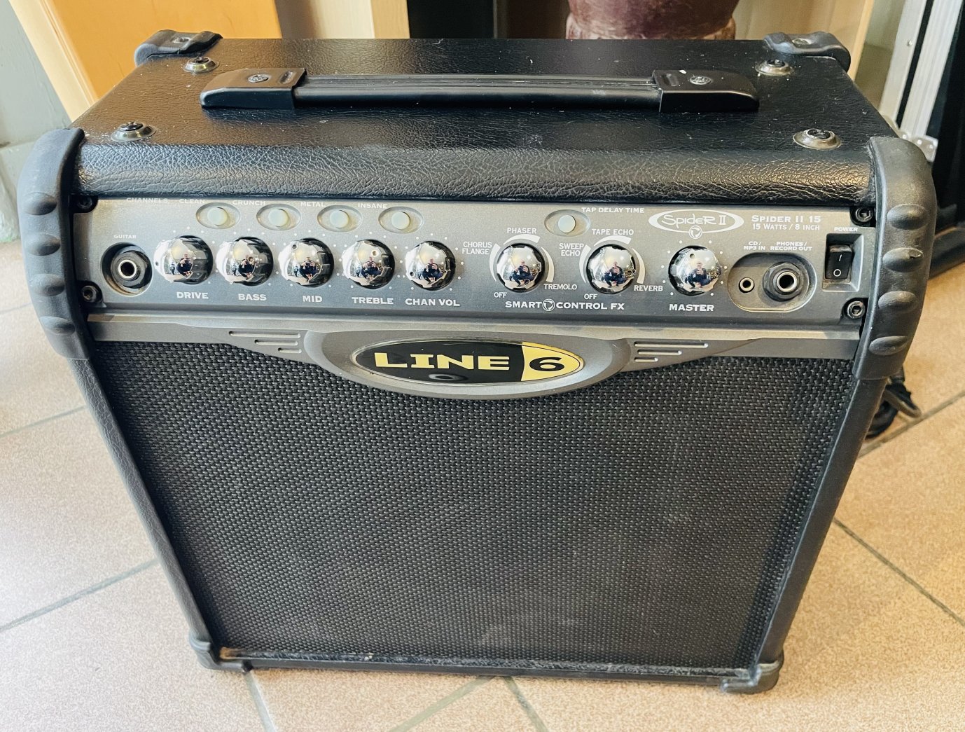 Ampli guitare Line 6 Spider II 15W n°S152P5543003966, alim