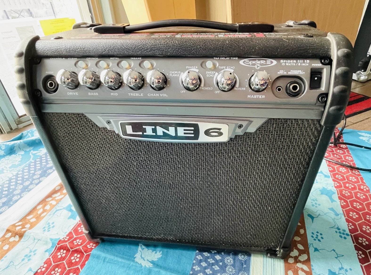 Ampli guitare Line 6 Spider III 15W n°A822S5818003315, alim