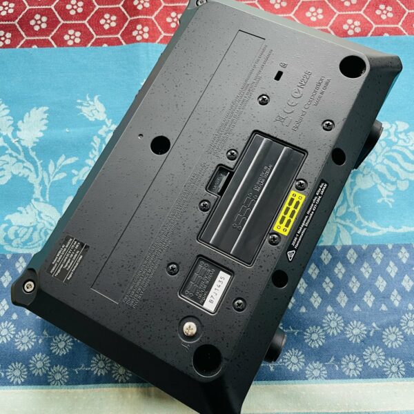 Ampli guitare portable Roland Mobile AC, boite d'origine, sans alim – Image 3