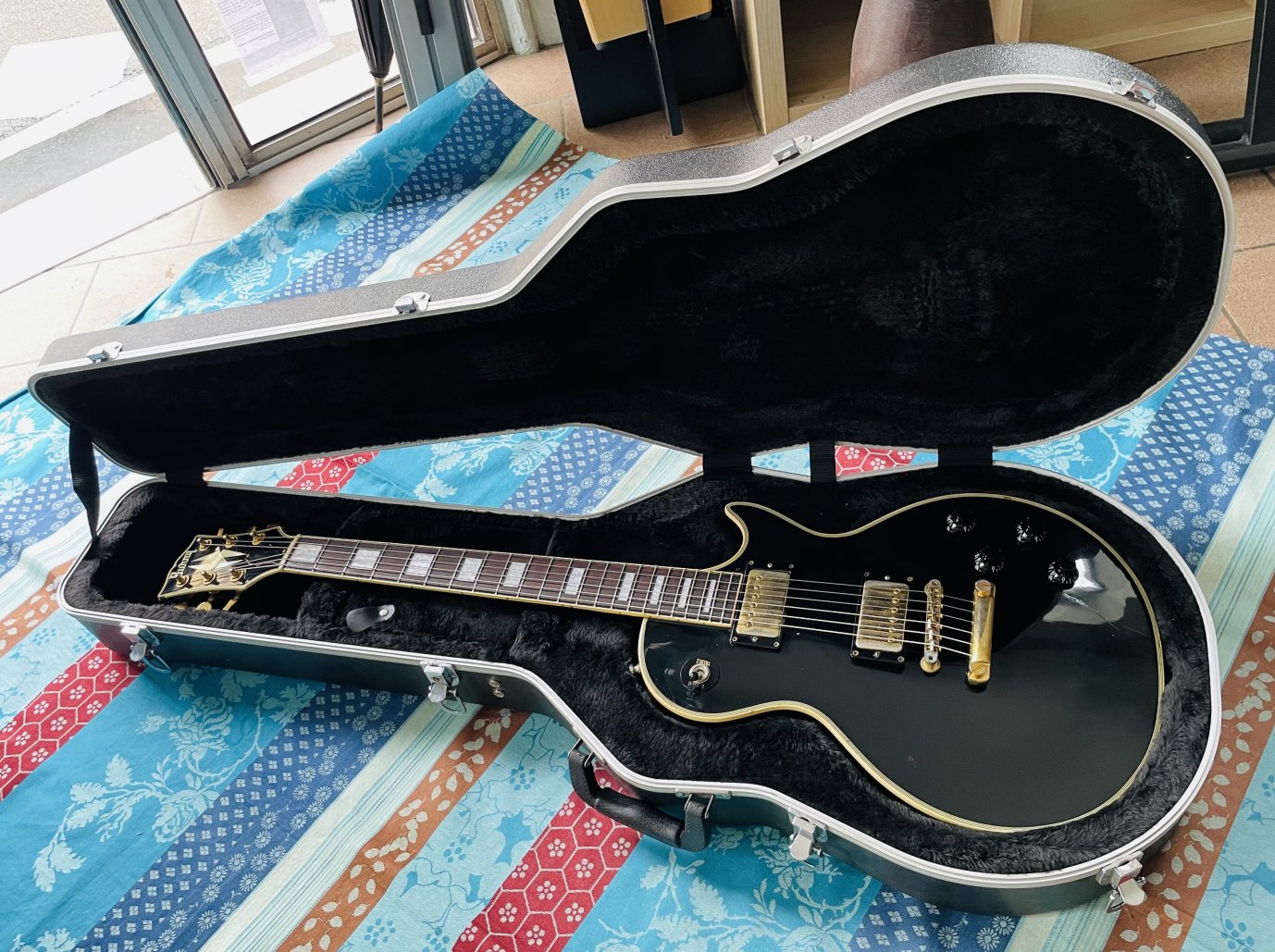 Guitare électrique Burny Les Paul Custom Japan (années 1980, Japan), étui Gator, révision luthier THEBE (facture 10.10.26) – Image 13